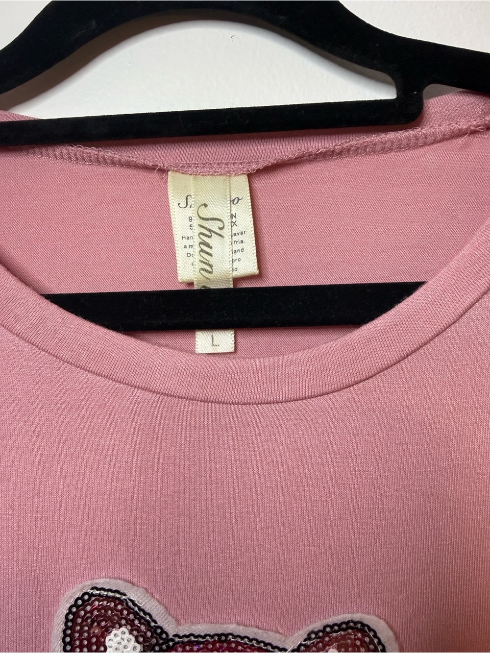 SHUN Bo Pink Short Sleeve Ruffle Fox Sequin Tee - Picture 5 of 6